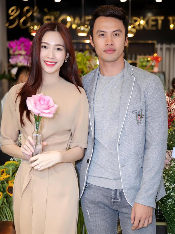 nhung “ong to, ba nguyet” mat tay nhat cua showbiz viet - 7